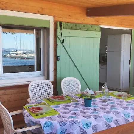 Maison De Pecheur Les Pieds Dans L'eau Giens