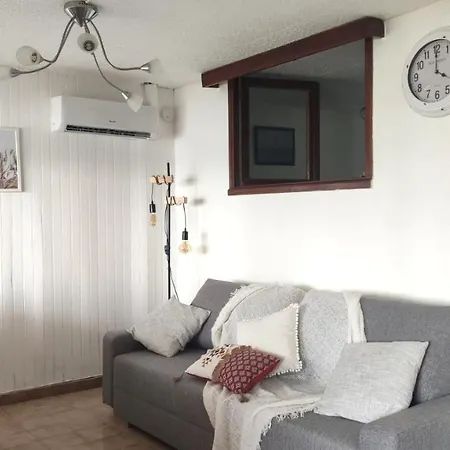 Maison De Pecheur Les Pieds Dans L'eau Giens Holiday home Hyeres