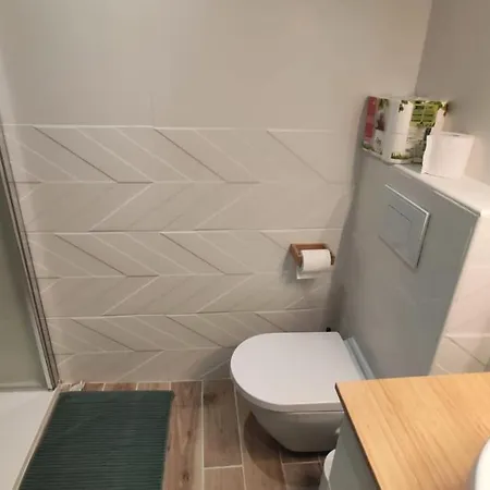 Holiday home Maison De Pecheur Les Pieds Dans L'eau Giens *
